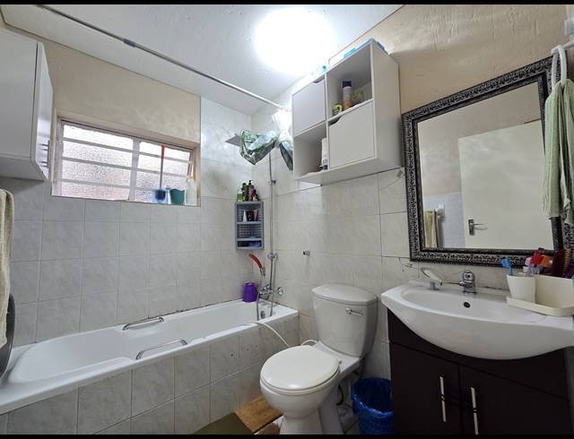 2 BEDROOM TOWNHOUSE FOR SALE IN RIDGEWAY